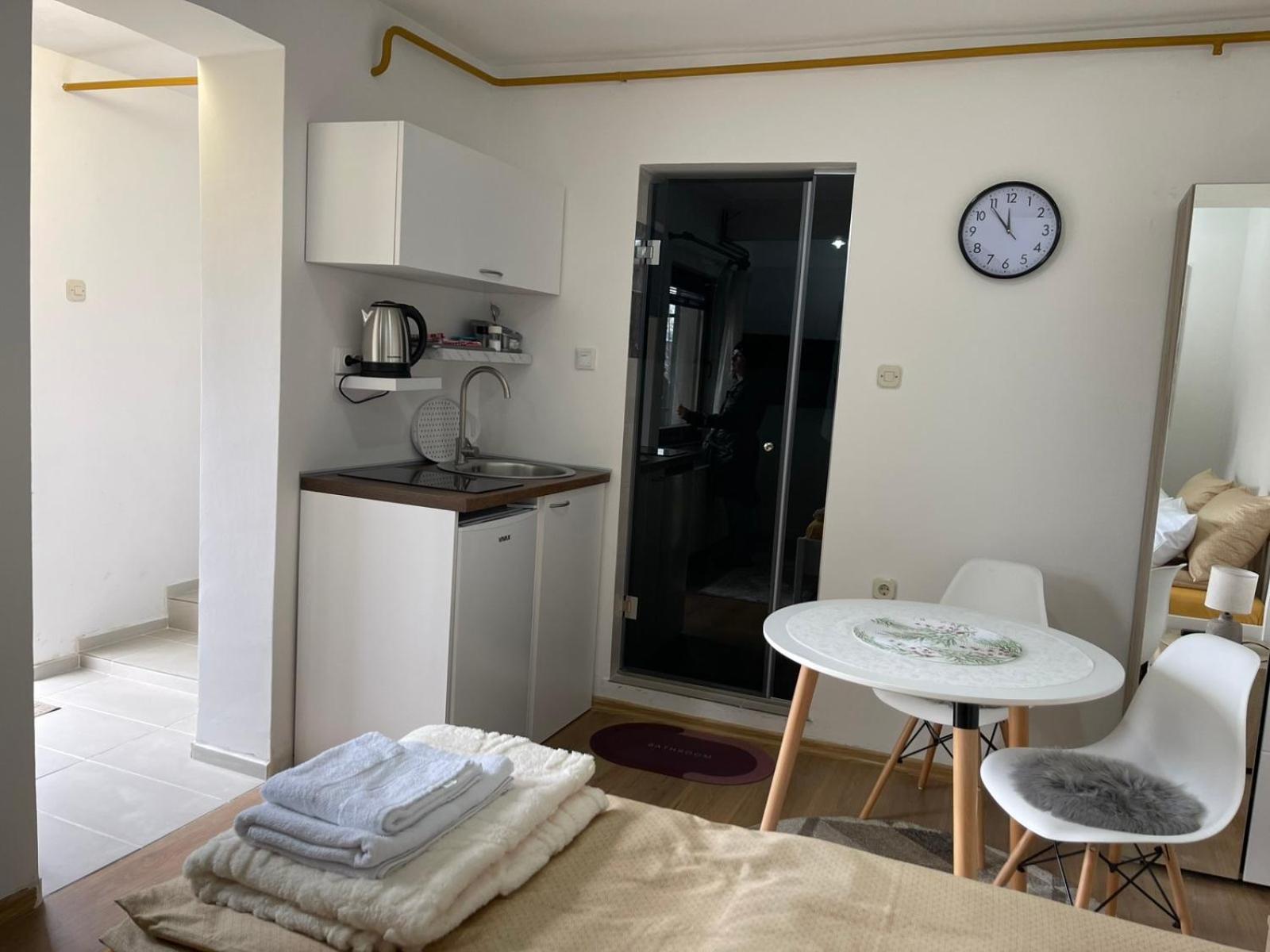 Studio Apartman Sedrenik Sarajevo Exterior photo